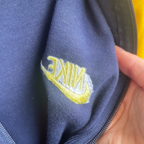 RARE Nike Navy and Yellow Embroidered Hoodie jacket - Picture 3 of 5